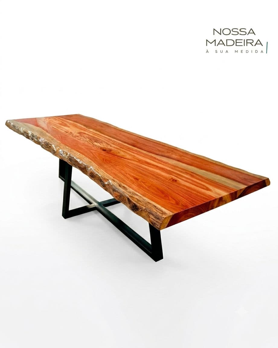 Mesa com Ferros